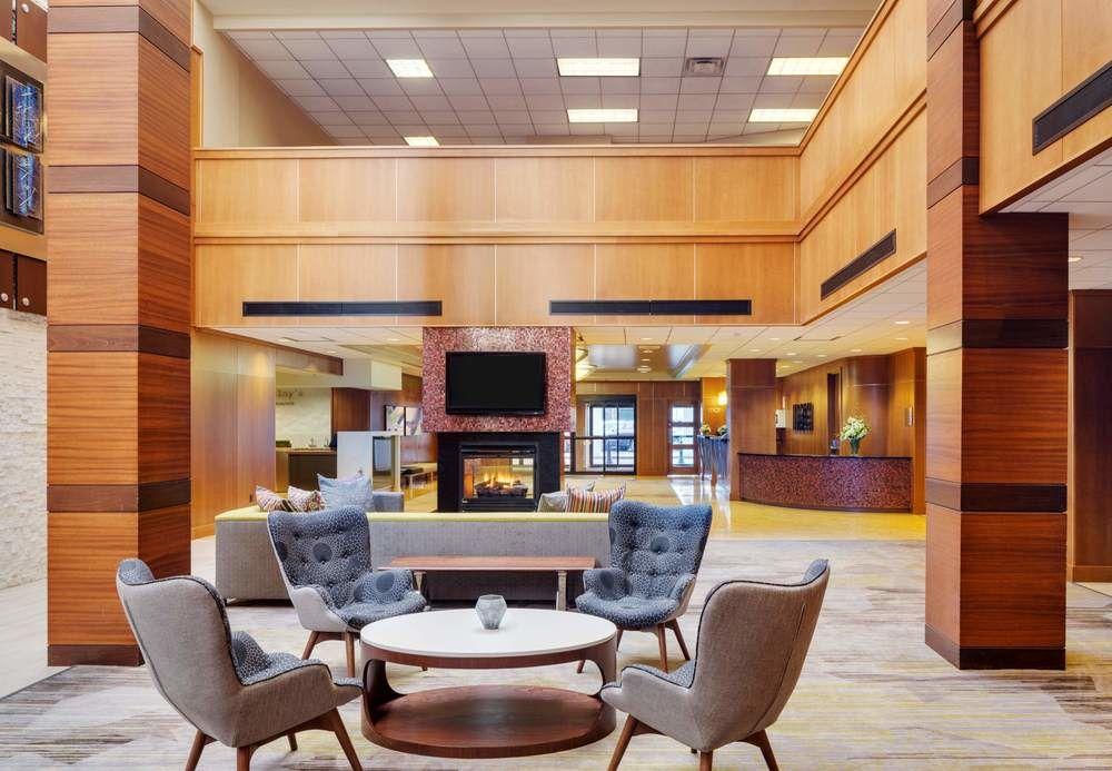 Courtyard By Marriott Boston Logan Airport Hotell Exteriör bild