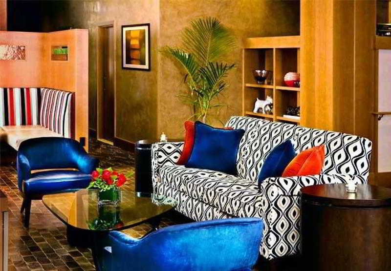 Courtyard By Marriott Boston Logan Airport Hotell Exteriör bild